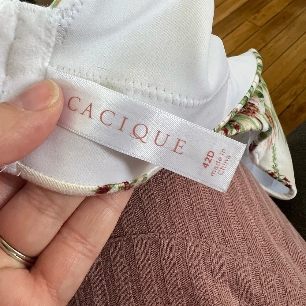Cacique‎ lightly lined balconette floral print